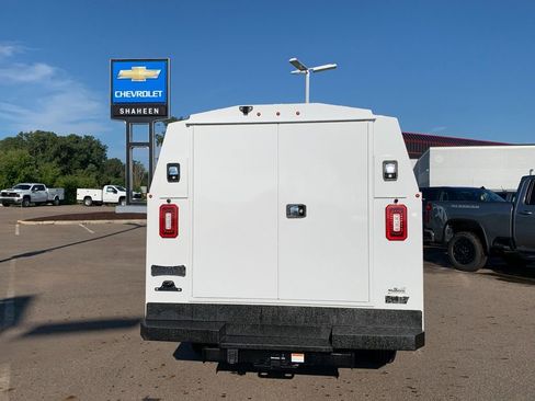 New 2025 Chevrolet Express 3500 w/ Power Convenience Package image 4