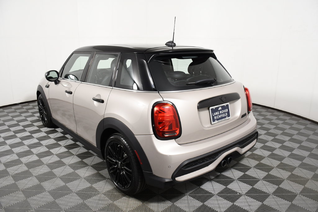Used 2022 MINI Cooper S w/ Premium Package FWD image 4