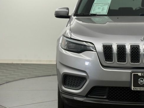 Used 2021 Jeep Cherokee Latitude image 4