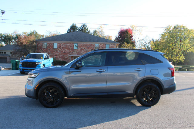 Used 2021 Kia Sorento S w/ Panoramic Sunroof Package AWD/4WD image 5