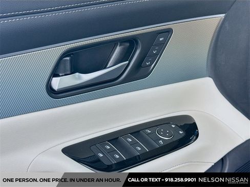 New 2025 Nissan Murano SL image 18