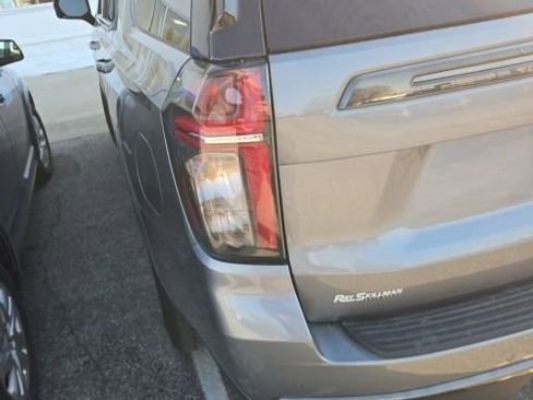 Used 2022 Chevrolet Tahoe Z71 w/ Luxury Package image 11