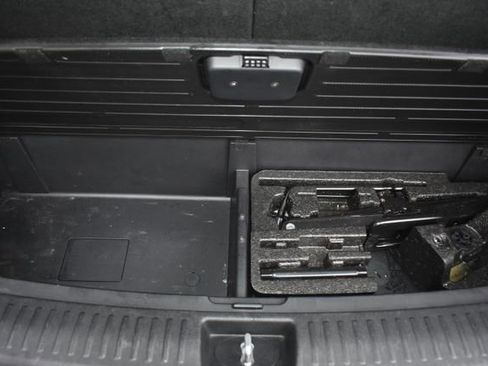 Used 2019 Kia Sorento LX image 35