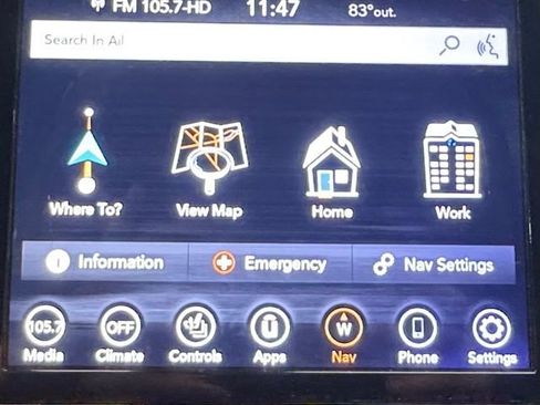 Used 2020 Jeep Grand Cherokee Laredo w/ Laredo X Package image 20