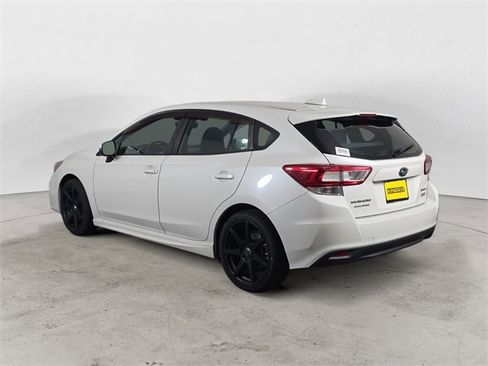 Used 2019 Subaru Impreza 2.0i Sport image 3