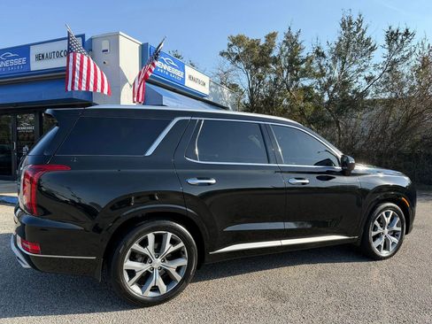 Used 2021 Hyundai Palisade Limited image 13