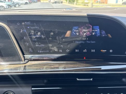 Certified 2023 Cadillac Escalade ESV Premium Luxury AWD/4WD image 16
