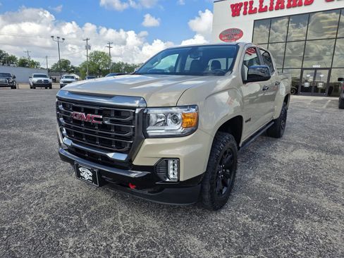 Used 2022 GMC Canyon AT4 AWD/4WD image 3