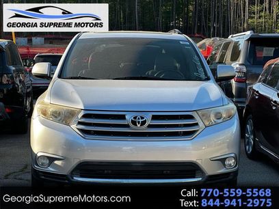 Used 2012 Toyota Highlander SE w/ Tow Pkg