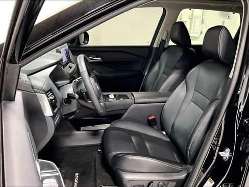 Used 2024 Nissan Rogue SL w/ SL Premium Package image 34