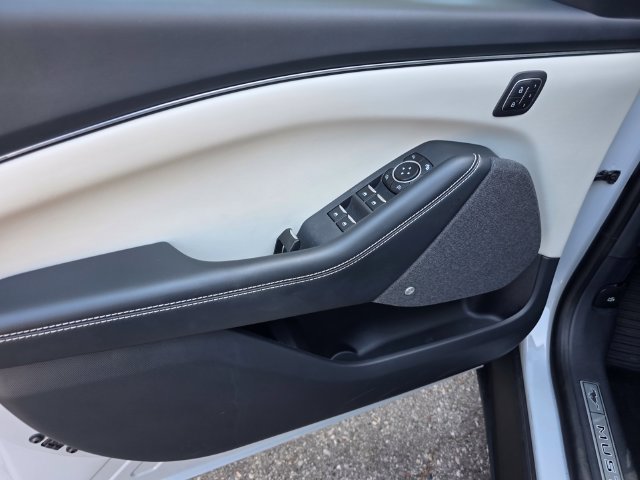 Used 2023 Ford Mustang Mach-E Premium RWD image 8