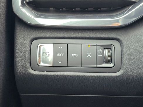 New 2025 GMC Acadia Elevation w/ Super Cruise Package image 17