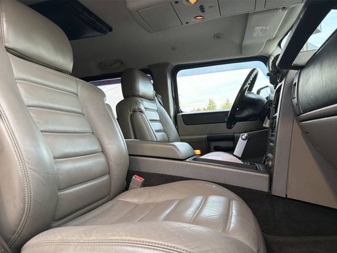 Used 2003 HUMMER H2 w/ Preferred Equipment Group AWD/4WD image 17