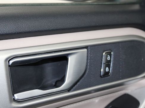 Used 2023 Ford Explorer XLT w/ Equipment Group 202A image 41