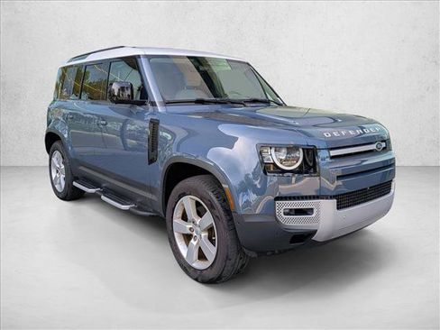 Used 2023 Land Rover Defender 110 S AWD/4WD image 3