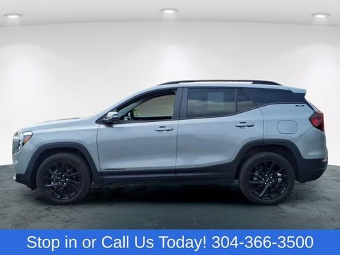 Used 2023 GMC Terrain SLE w/ Elevation Edition AWD/4WD image 8
