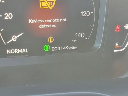 Certified 2025 Acura ADX FWD image 27