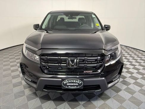 Used 2025 Honda Ridgeline Sport image 9
