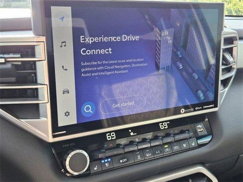 Used 2024 Toyota Tundra Limited image 19