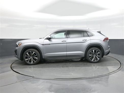 New 2026 Volkswagen Atlas Cross Sport SEL Premium R-Line image 4