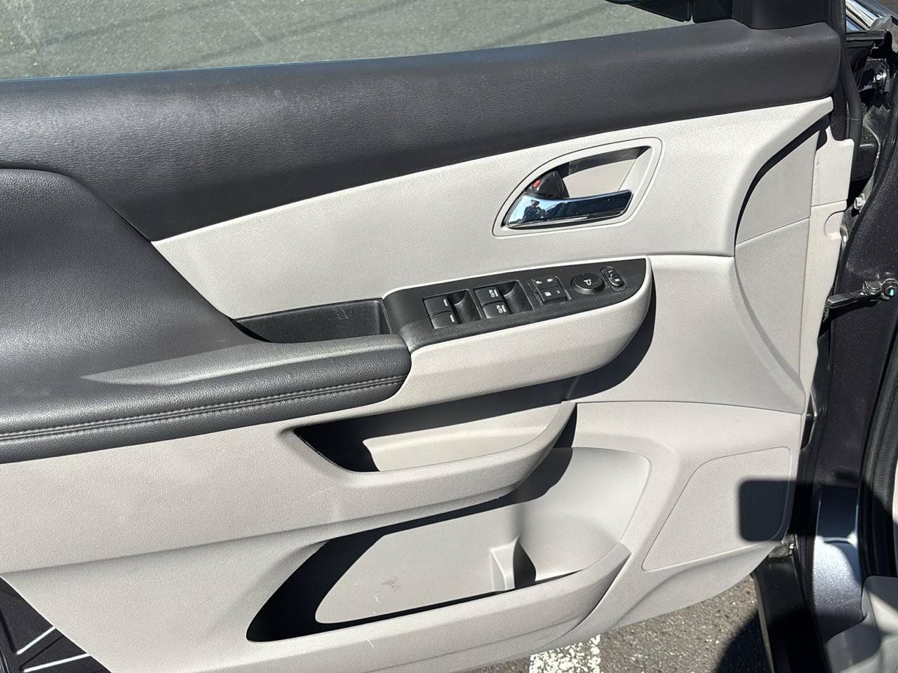 Used 2016 Honda Odyssey EX-L image 15