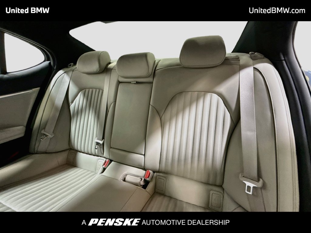 Used 2022 Genesis G70 2.0T w/ Prestige Package RWD image 20