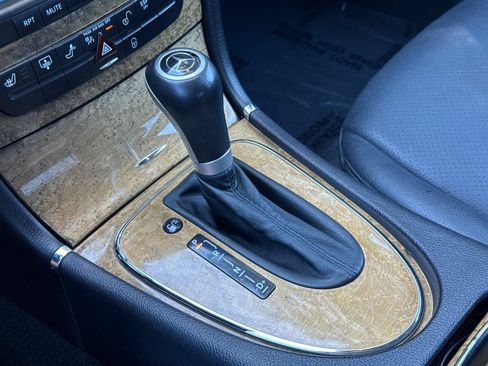 Used 2008 Mercedes-Benz E 350 Sedan image 19
