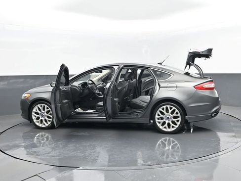 Used 2014 Ford Fusion Titanium image 31