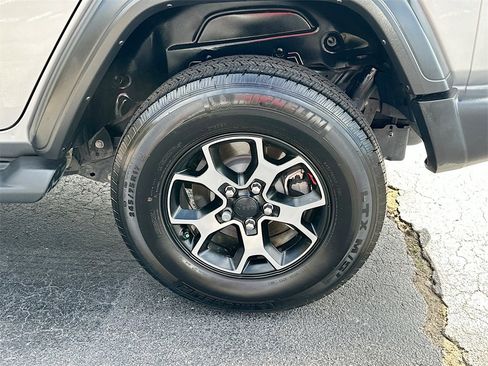 Used 2021 Jeep Wrangler Unlimited Sport image 24