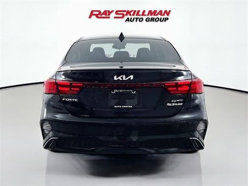 Used 2023 Kia Forte GT-Line w/ GT-Line Premium Package image 12