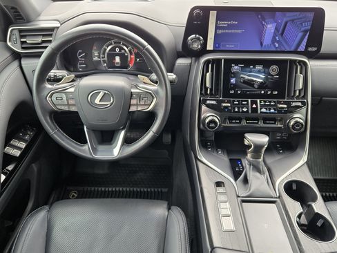 Used 2023 Lexus LX 600 4WD w/ Interior Upgrade Package image 37