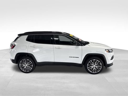 Used 2023 Jeep Compass Limited w/ Elite Group AWD/4WD image 7