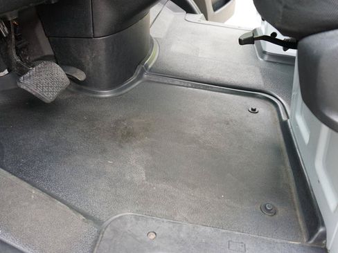 Used 2019 Mercedes-Benz Sprinter 1500 image 21