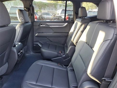 New 2025 GMC Acadia Elevation w/ Super Cruise Package image 11