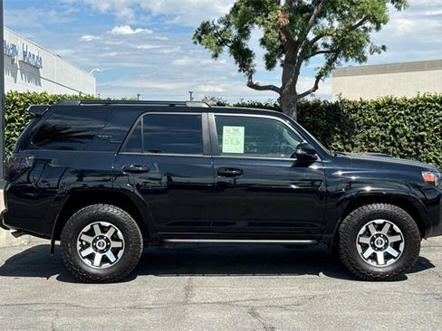 Used 2023 Toyota 4Runner TRD Off-Road Premium image 3