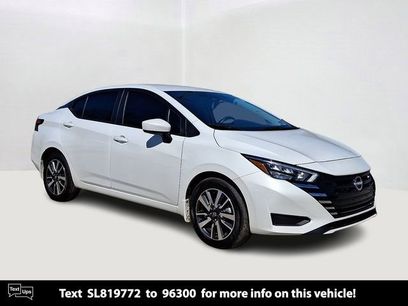Used 2025 Nissan Versa SV w/ Trunk Package