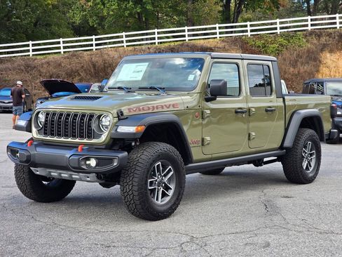 New 2025 Jeep Gladiator Mojave w/ Convenience Group image 2
