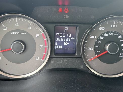 Used 2016 Subaru Forester 2.5i Limited AWD/4WD image 11