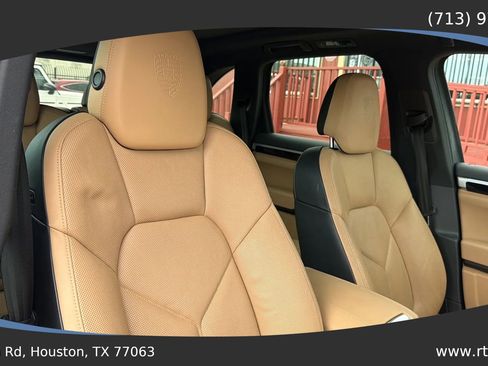 Used 2014 Porsche Cayenne image 40