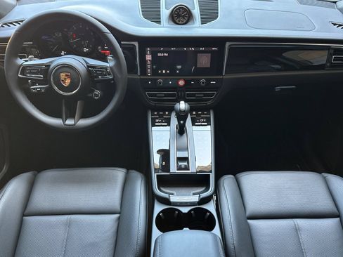 Used 2026 Porsche Macan AWD/4WD image 6