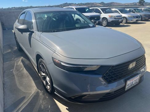 Used 2023 Honda Accord EX-L image 6