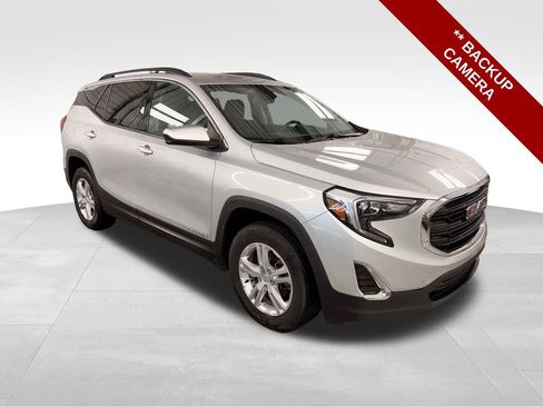 Used 2018 GMC Terrain SLE w/ Driver Convenience Package image 10