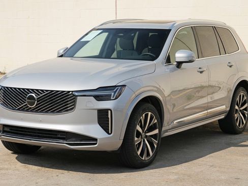Used 2025 Volvo XC90 B5 Core w/ Protection Package Premier AWD/4WD image 53