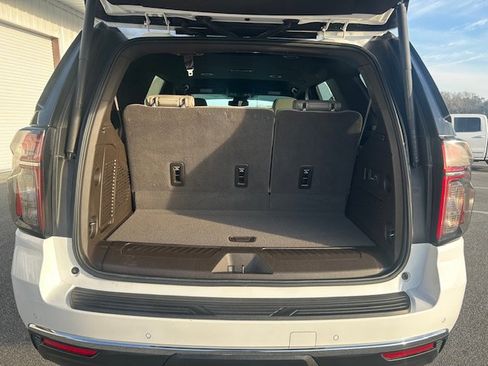 Used 2023 Chevrolet Tahoe LT w/ Luxury Package image 7