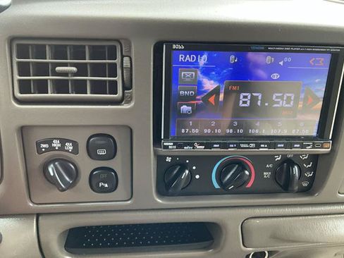Used 2000 Ford Excursion Limited AWD/4WD image 11