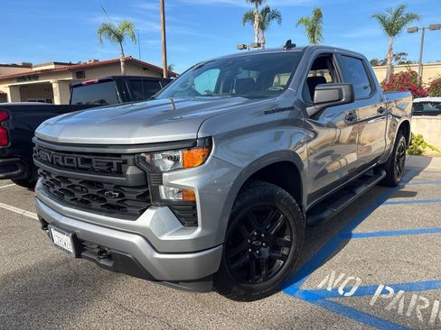 Used 2024 Chevrolet Silverado 1500 Custom w/ Turbomax Blackout Package RWD image 3
