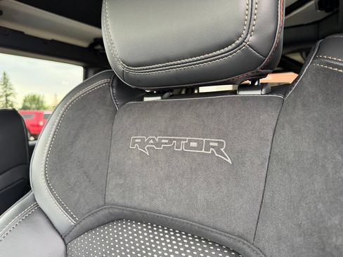 New 2026 Ford Bronco Raptor w/ Interior Carbon Fiber Pack AWD/4WD image 11