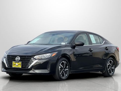 Used 2024 Nissan Sentra SV image 9