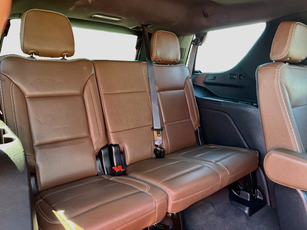 Used 2023 Chevrolet Tahoe High Country AWD/4WD image 30
