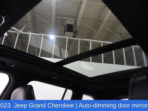 Used 2023 Jeep Grand Cherokee Overland image 25